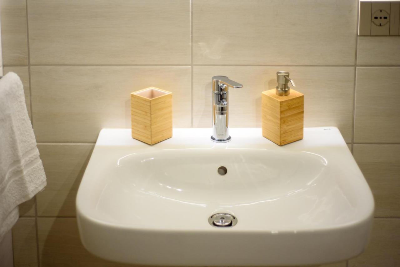 Central Station Apartments - Fanale Rentals Палермо Екстериор снимка